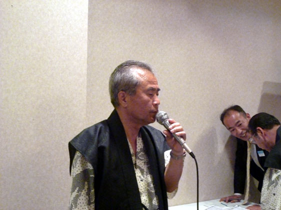 䊲